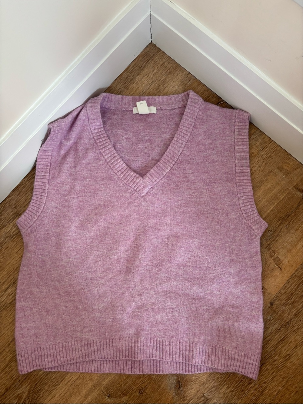 H&M xs sweater vest